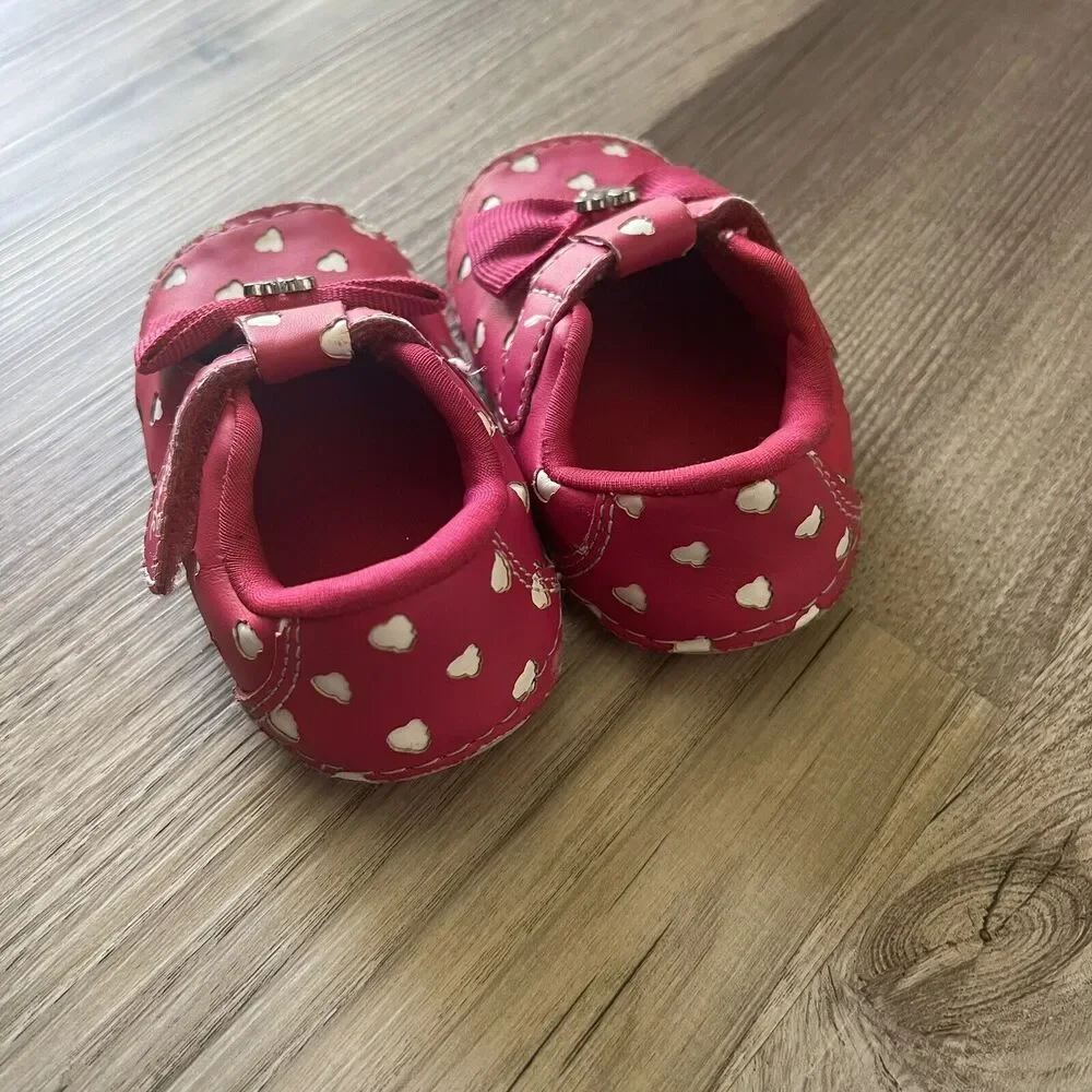 Disney Pink Minnie Mouse Girl's Shoes, Size 3